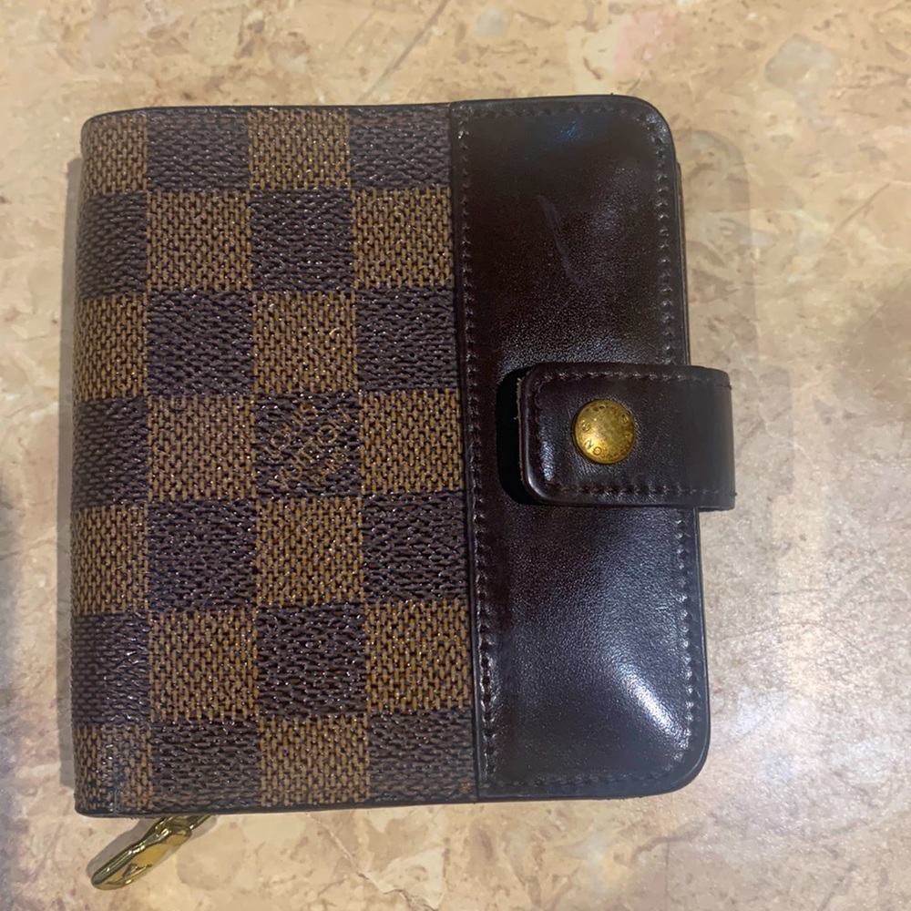 Lv wallet